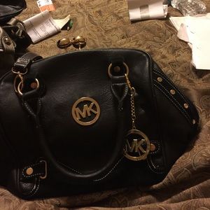 Un authentic Michael kors purse