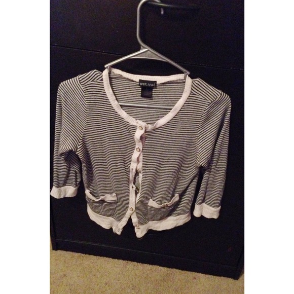 stripped cropped cardigan.