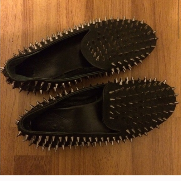 🚫reserved🚫UNIF SHOES