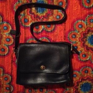 TRADED!!! 👏🏼COACH crossbody