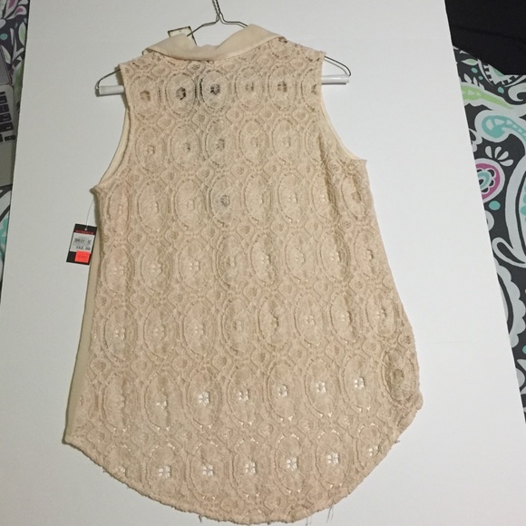 A Crochet Tank Top with Chiffon Front - Picture 2 of 3