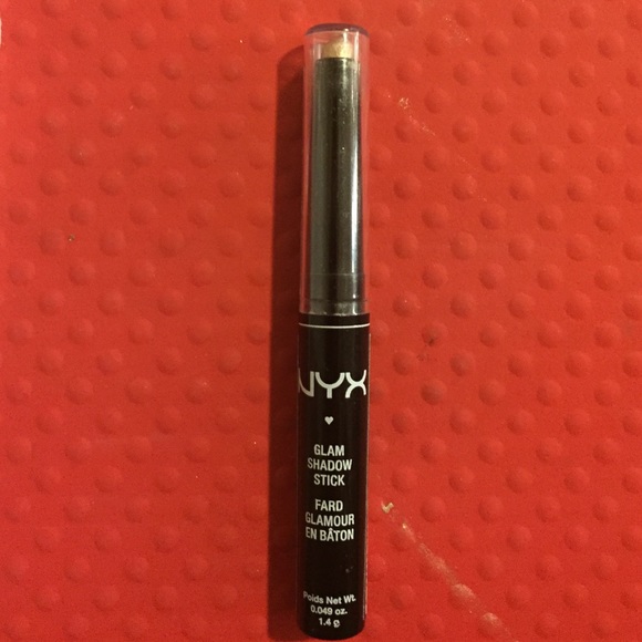 NYX Glam Shadow Stick