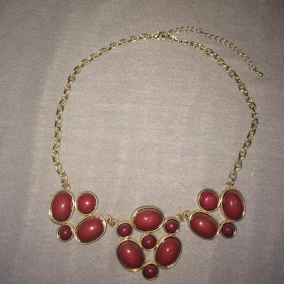 Maroon/Gold chunky statement necklace