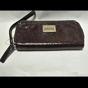 NWT Kenneth Cole Reaction Wristlet