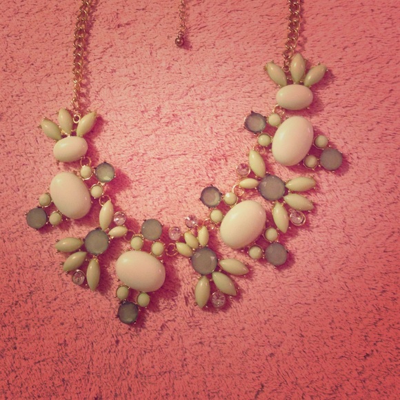 Mint Statement Necklace