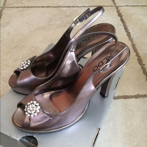 Pewter peep toe sling back evening heel - Picture 2 of 4