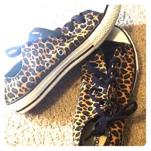 Cheetah converse