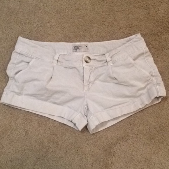 American Eagle khaki shorts