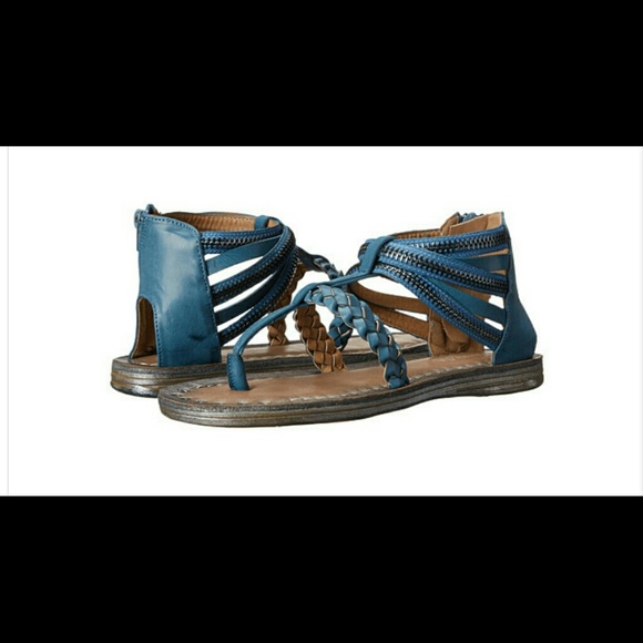 *Shoes*