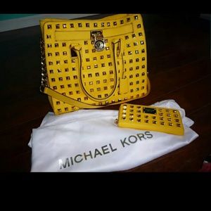 Michael kors yellow stud hamilton