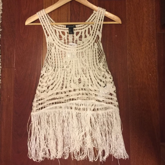 Crochet fringe top - Picture 2 of 2