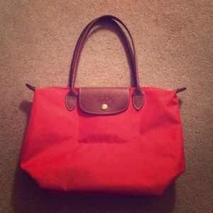 Coral Longchamp tote