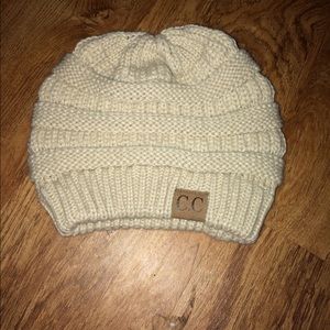 Beige beanie