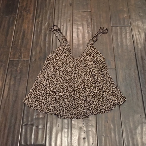 Brandy Melville flower print tank top