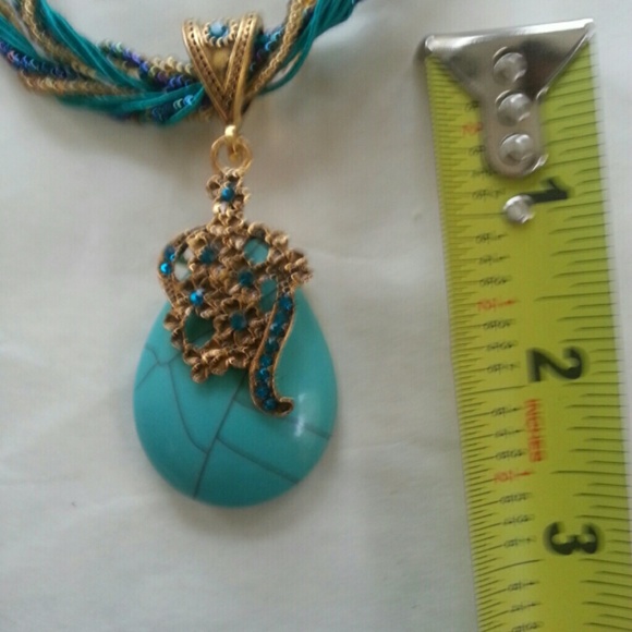 Turquoise Tear drop pendant w necklace - Picture 2 of 4