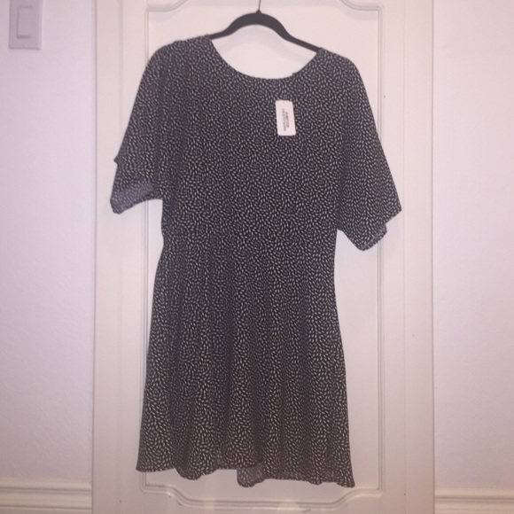 Forever 21 dress, super cute and summery!