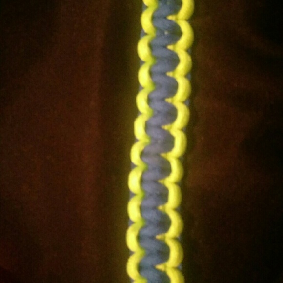 Bracelets - Picture 2 of 3