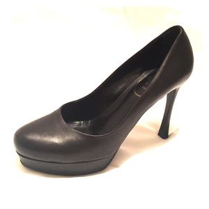 Yves St. Laurent Black Platform Pumps