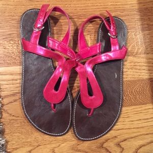 Hot pink shiny sandals ✨Lowest✨