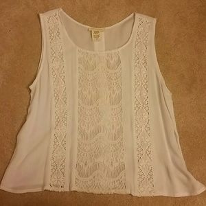 White lace front tank top