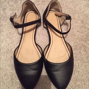Black pointy flats with strap