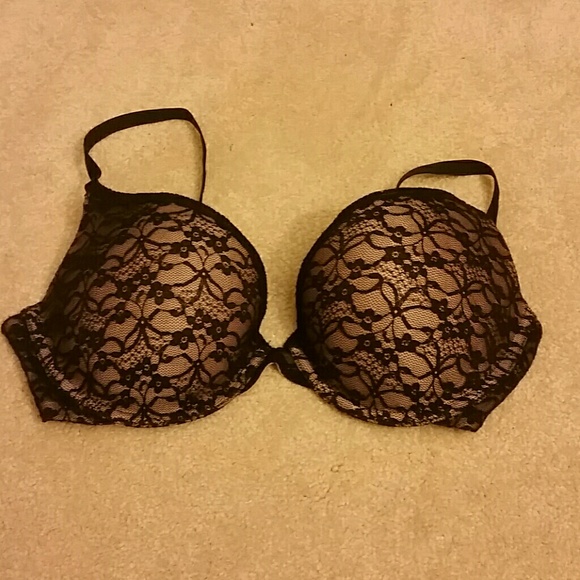 Black lace aerie bra