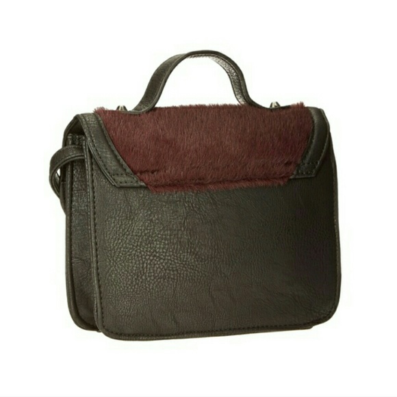 2x HP 🎉 🎉BCBGeneration Landon Icon Shoulder Bag - Picture 2 of 4