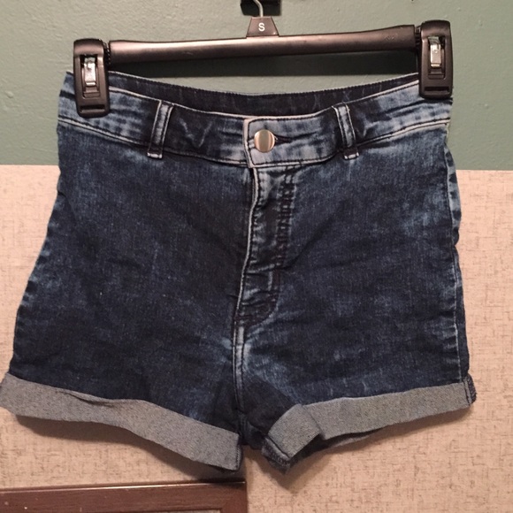 H&m acid wash shorts