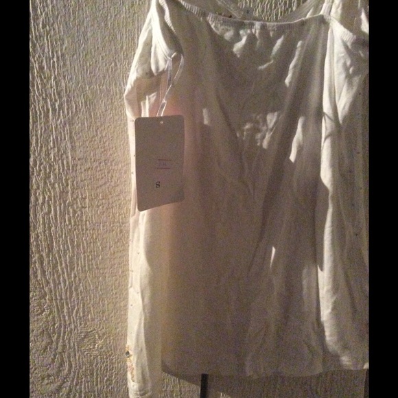 Beautiful ornately beaded tank top - Picture 3 of 4