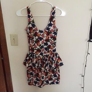 Forever 21 size Small floral peplum dress