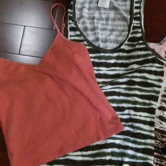 Tank Tops - Picture 4 of 4