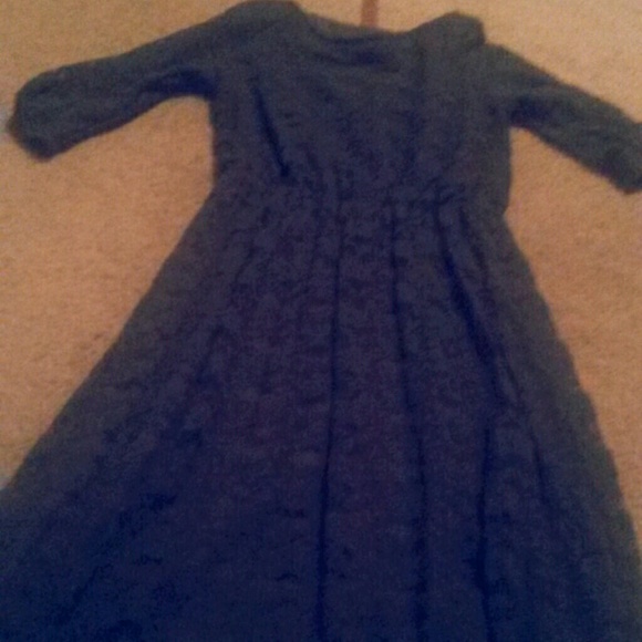 DRESS BUNDLE - Picture 2 of 4