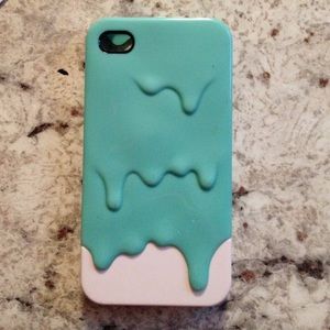 iPhone 4 case
