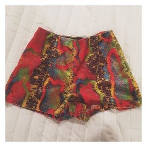 1970s groovy shorts Vintage hippie