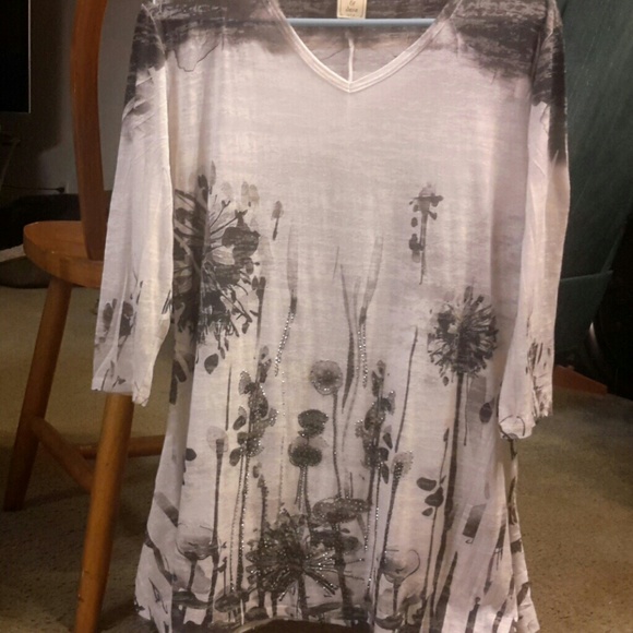 Jess & Jane Rhinestone Tunic