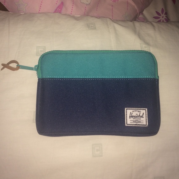 Herschel Ipad mini case