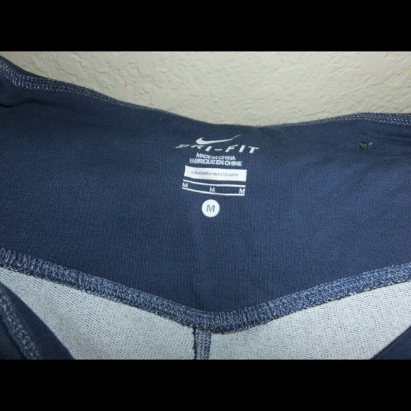 Nike capris - Picture 2 of 2