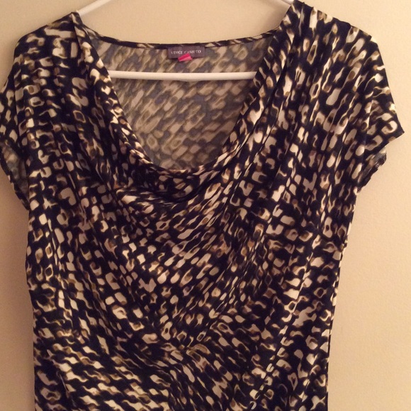 Vince Camuto Drape Neck Stretchy Top S EUC - Picture 2 of 4