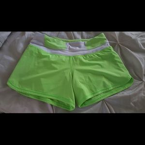Lululemon Run Groovy Shorts sz 4