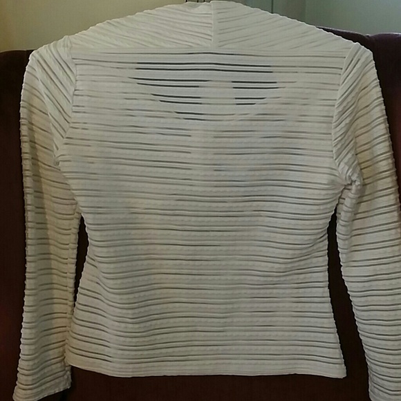 White dressy blouse.( Lydia Achillea - Picture 3 of 4