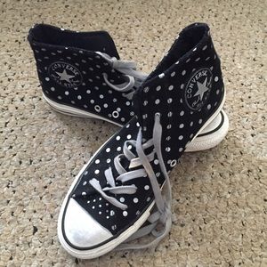 Black converse  w/silver polka dots