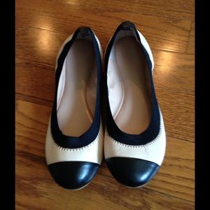 Never worn Banana Republic flats