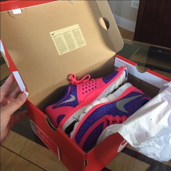 Women's Pink Nike Free 5.0