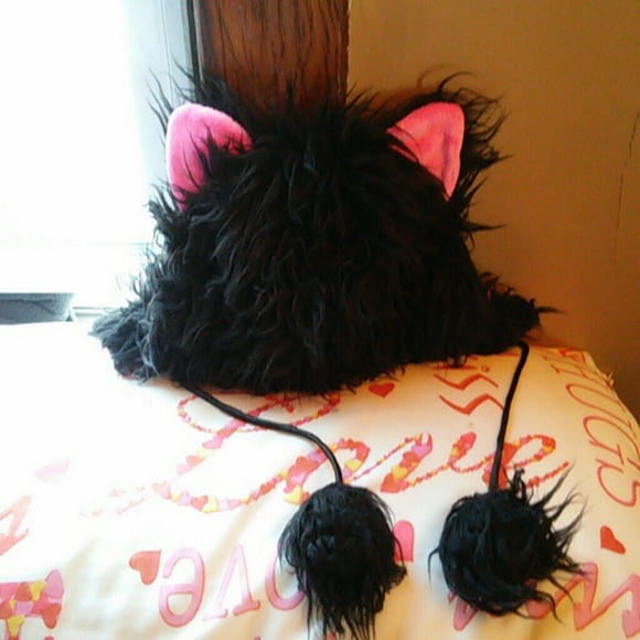 Black cat hat from Hot Topic