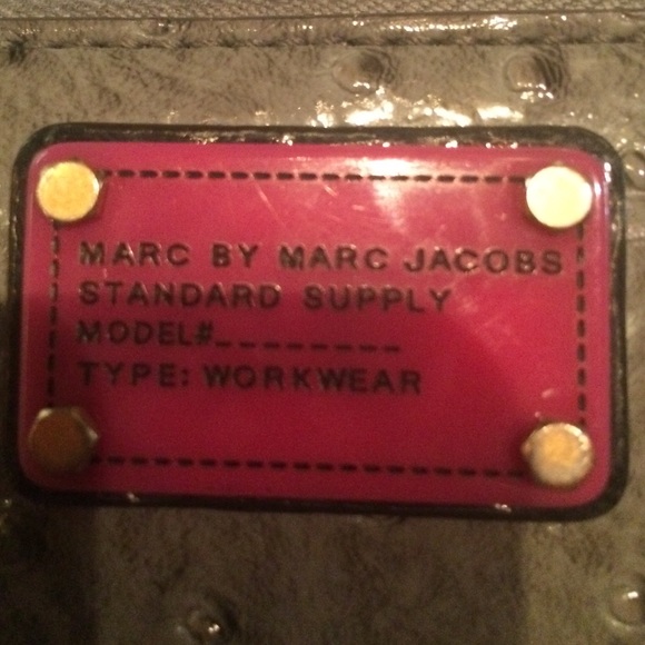 Marc Jacobs Wristlet - Picture 2 of 4
