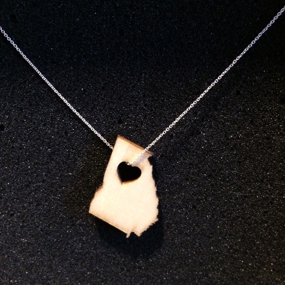 Jewelmint Jewelry - 🚫SOLD State of Georgia Wooden Pendant Necklace Jewelmint Jewelry - 🚫SOLD State of Georgia Wooden Pendant Necklace