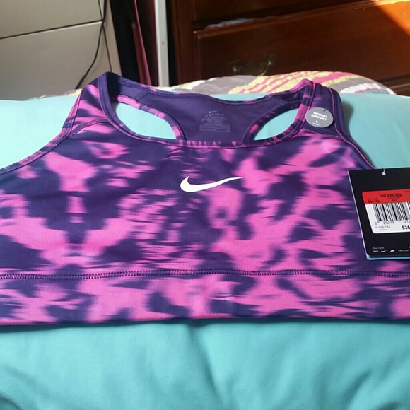 Nike sports bra