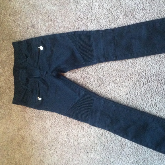 Black Balmain pants!!