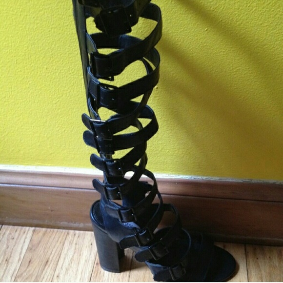 Steve Madden heel gladiator shoes BRAND NEW