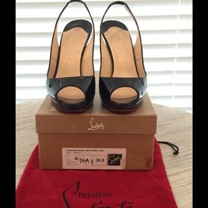 ✨SOLD✨Christian Louboutin 38.5 Yolanda Sling